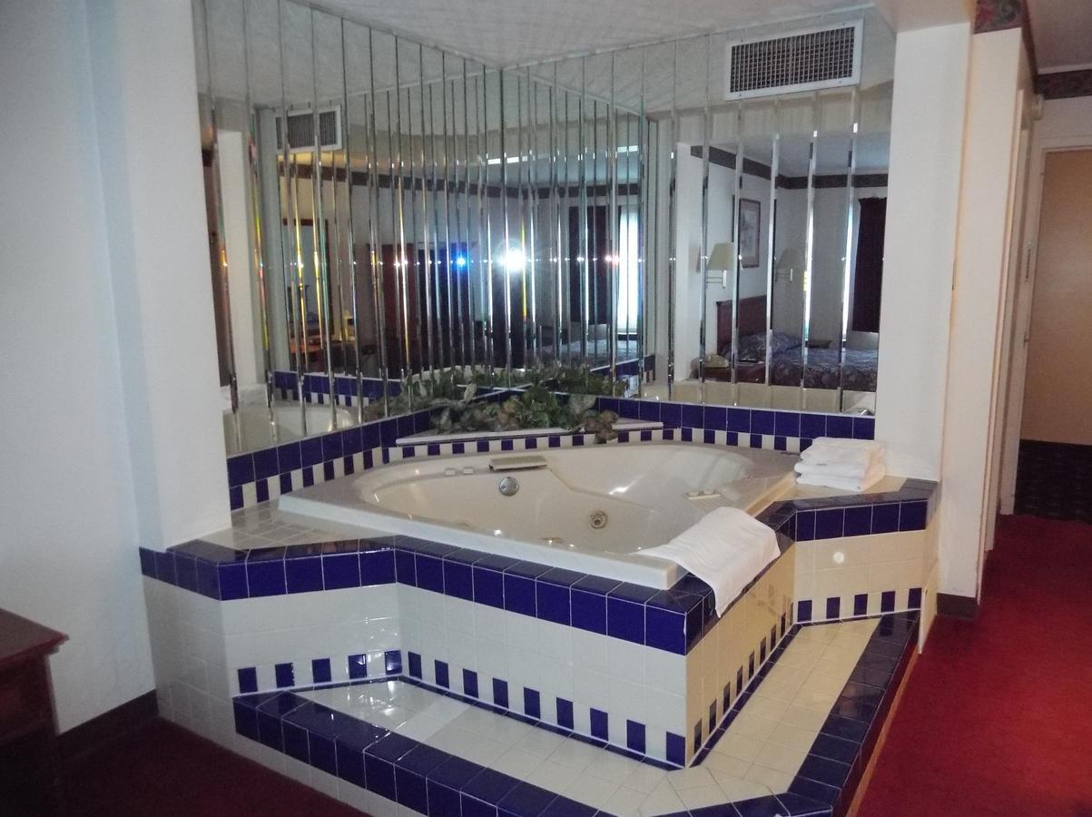 فندق كاديلاك ساندز ريزورت المظهر الخارجي الصورة